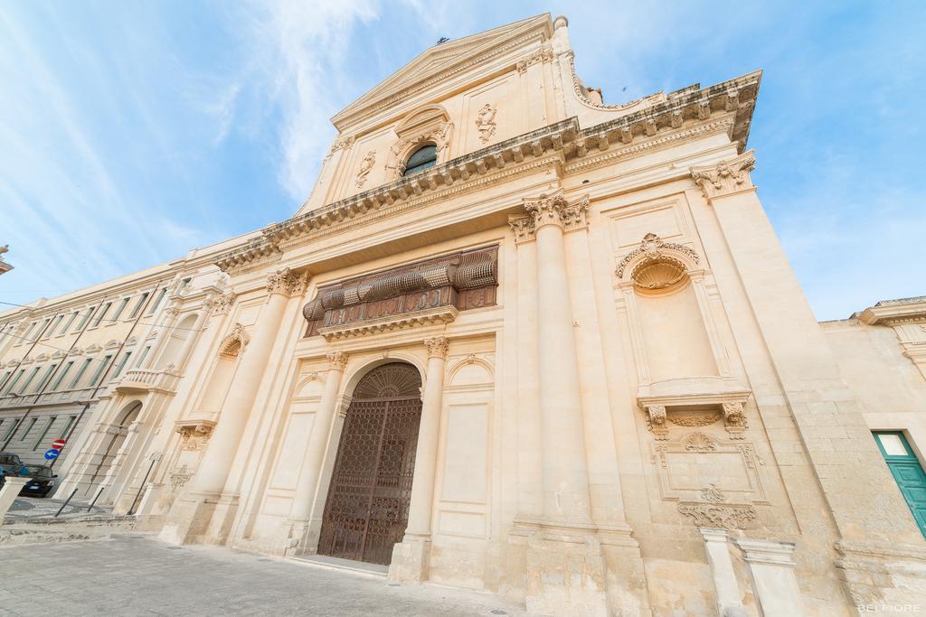 Bed and Breakfast La Madonnina à Noto Extérieur photo